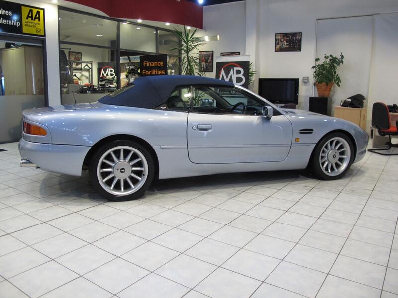 ASTON MARTIN DB7