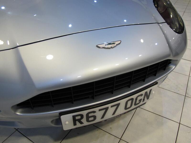 ASTON MARTIN DB7