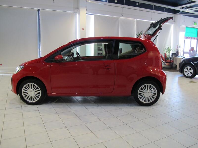 VOLKSWAGEN UP