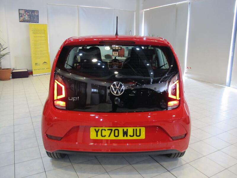 VOLKSWAGEN UP