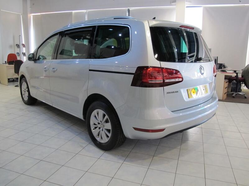 VOLKSWAGEN SHARAN