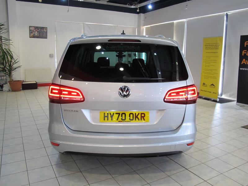 VOLKSWAGEN SHARAN