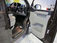 VOLKSWAGEN TRANSPORTER SHUTTLE