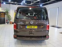 VOLKSWAGEN TRANSPORTER SHUTTLE