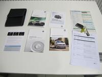 VOLKSWAGEN TRANSPORTER SHUTTLE
