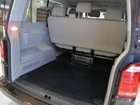VOLKSWAGEN TRANSPORTER SHUTTLE