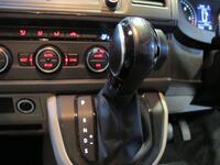 VOLKSWAGEN TRANSPORTER SHUTTLE