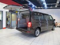 VOLKSWAGEN TRANSPORTER SHUTTLE