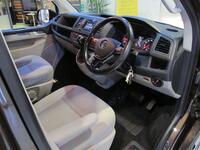 VOLKSWAGEN TRANSPORTER SHUTTLE
