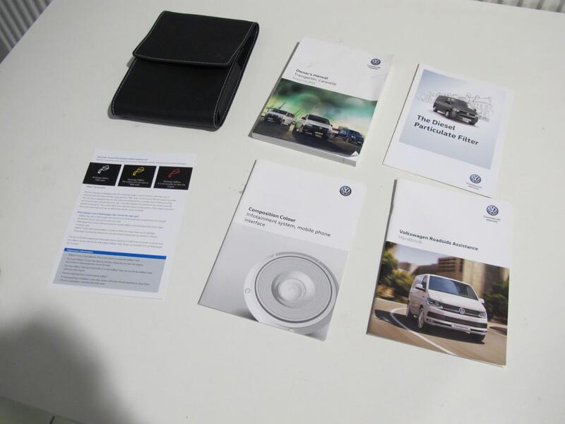 VOLKSWAGEN TRANSPORTER SHUTTLE