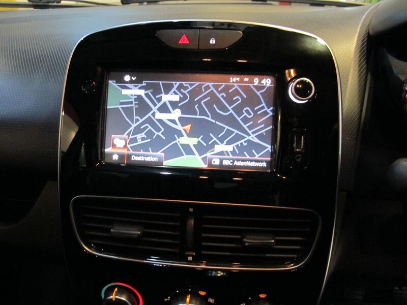 RENAULT CLIO