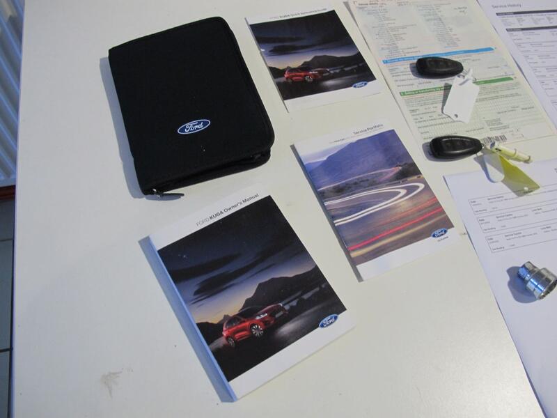 FORD KUGA