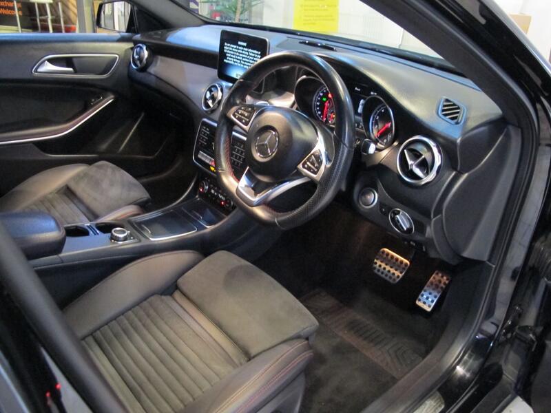 MERCEDES-BENZ GLA CLASS