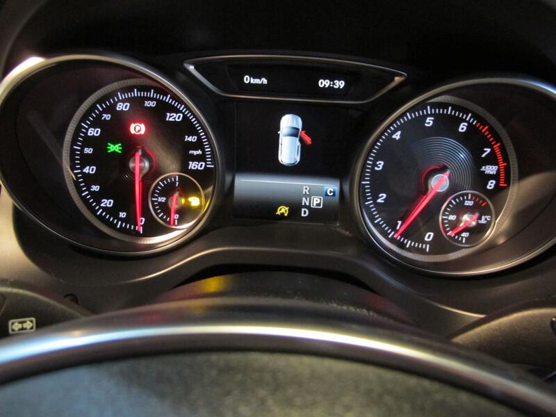 MERCEDES-BENZ GLA CLASS