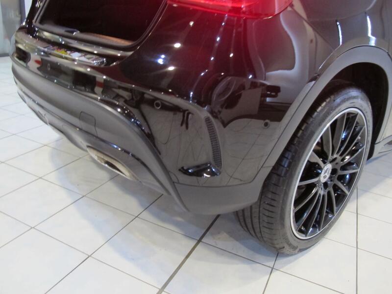MERCEDES-BENZ GLA CLASS
