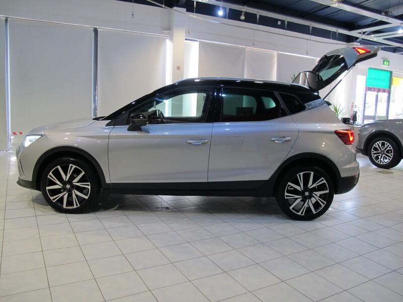 SEAT ARONA