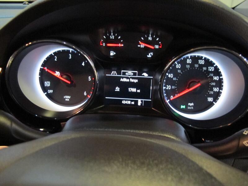 VAUXHALL ASTRA