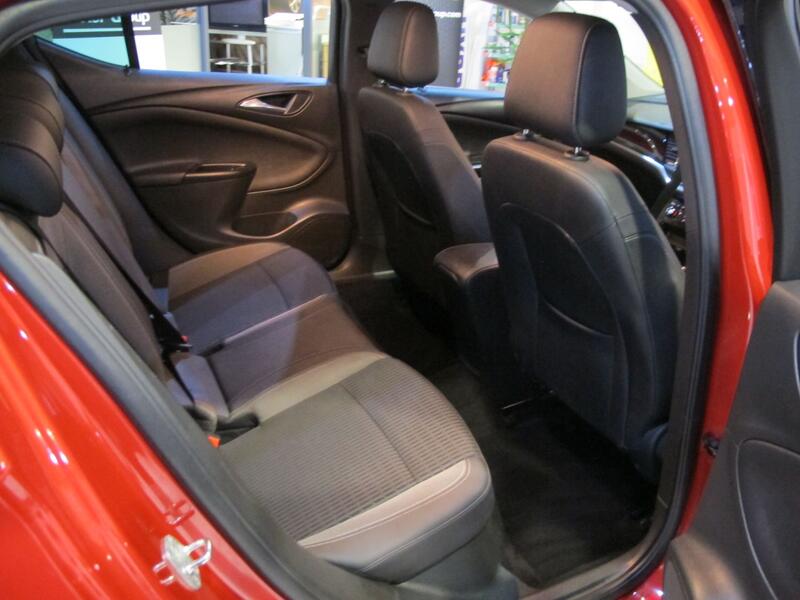 VAUXHALL ASTRA