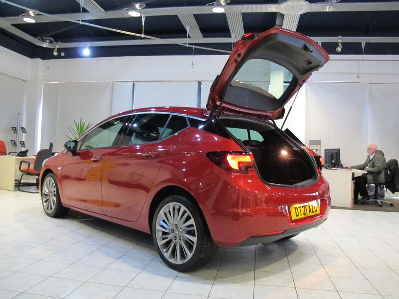 VAUXHALL ASTRA