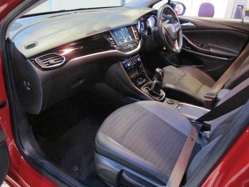 VAUXHALL ASTRA