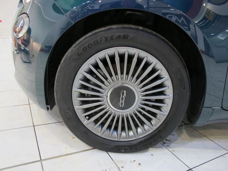 FIAT 500E