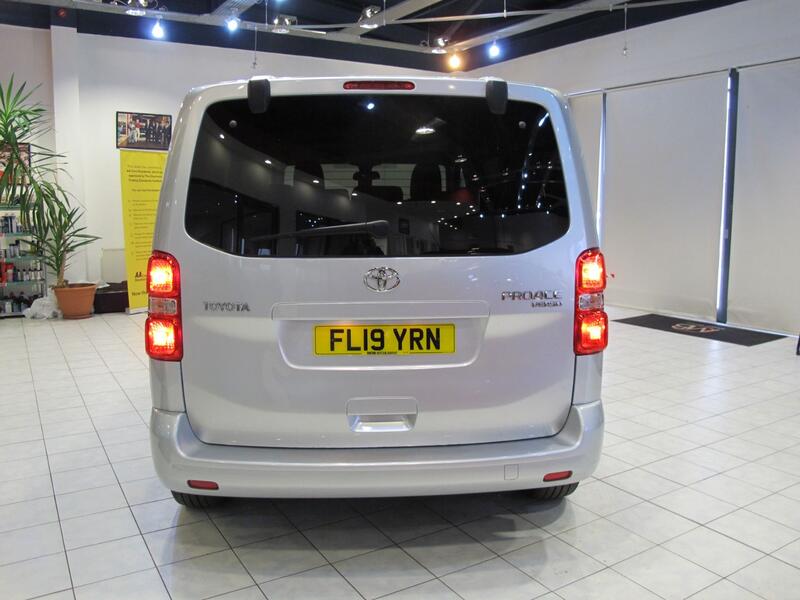 TOYOTA PROACE VERSO