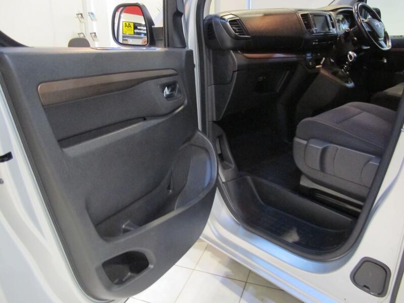 TOYOTA PROACE VERSO