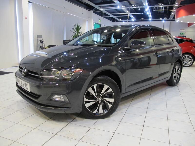 VOLKSWAGEN POLO