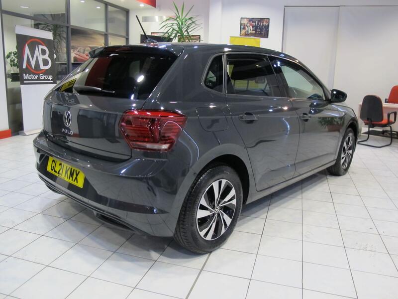 VOLKSWAGEN POLO