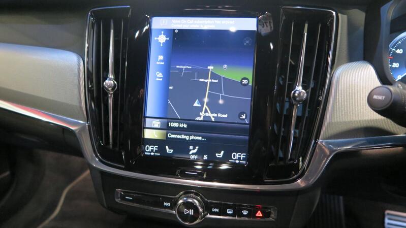 VOLVO V90