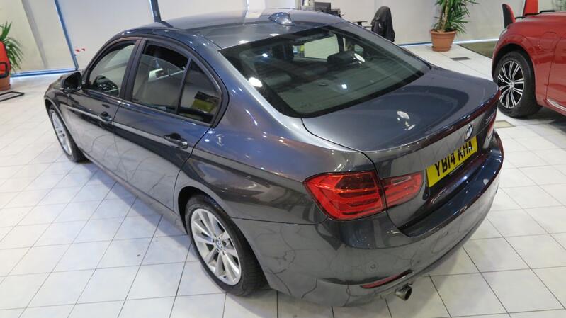 BMW 3 SERIES