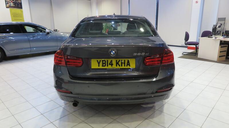 BMW 3 SERIES
