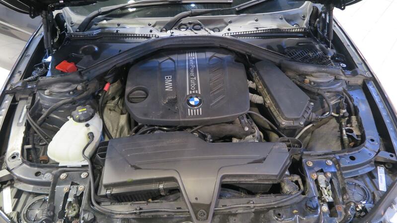 BMW 3 SERIES
