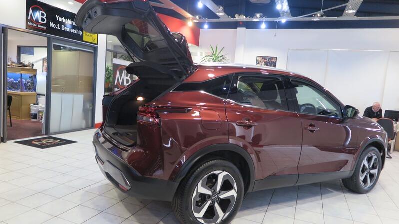 NISSAN QASHQAI