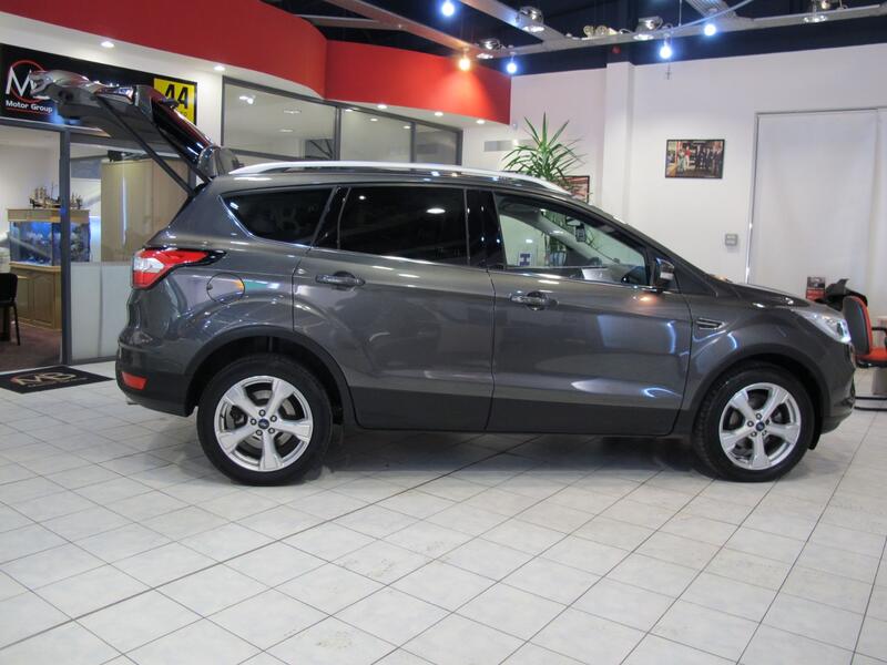 FORD KUGA
