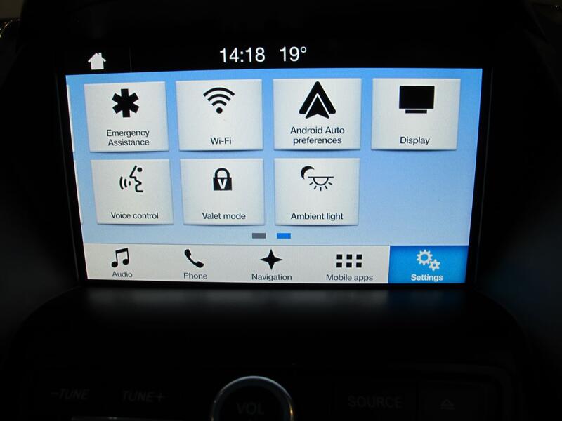 FORD KUGA