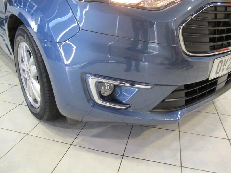 FORD GRAND TOURNEO CONNECT