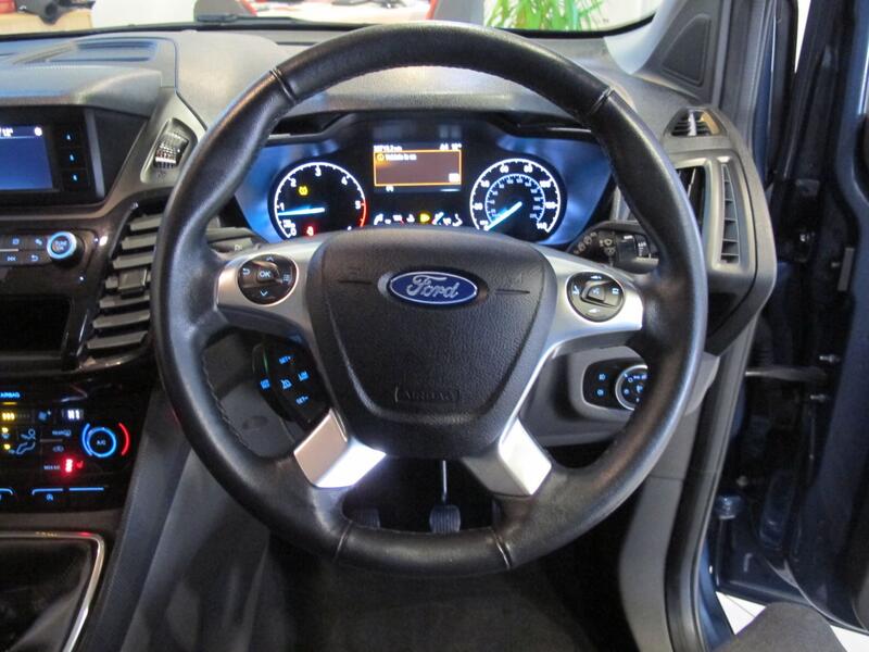FORD GRAND TOURNEO CONNECT