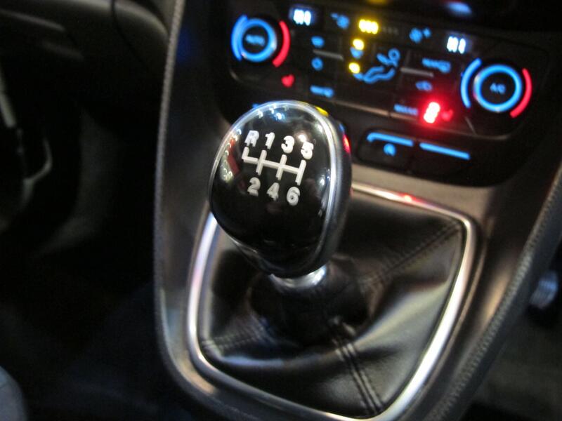 FORD GRAND TOURNEO CONNECT