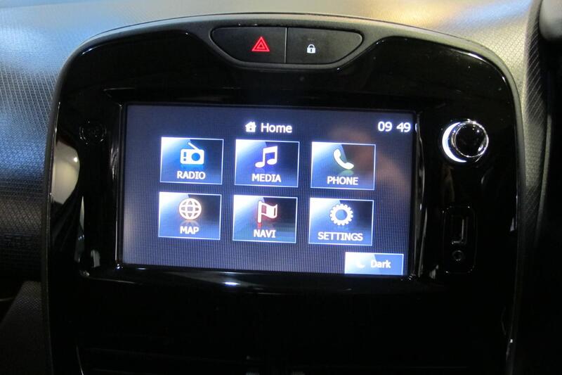 RENAULT CLIO