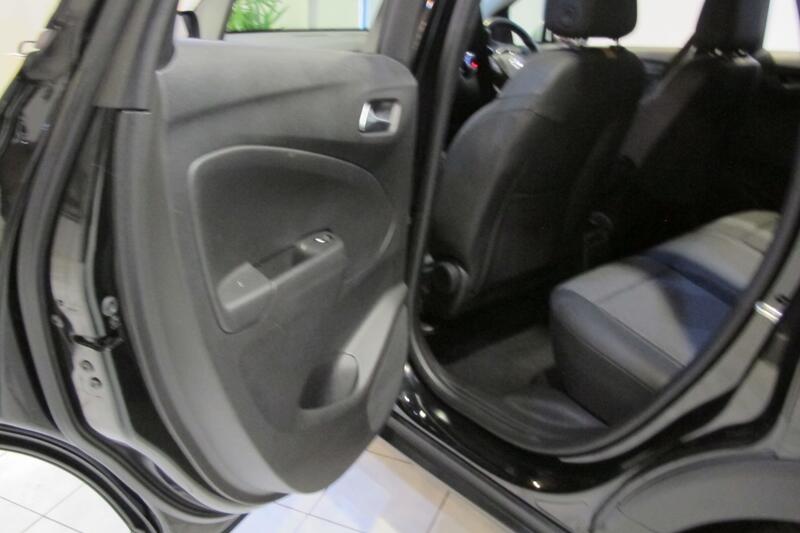 VAUXHALL CROSSLAND