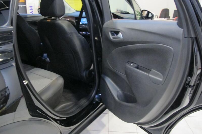 VAUXHALL CROSSLAND