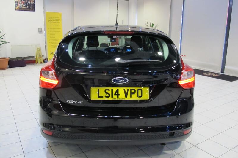 FORD FOCUS
