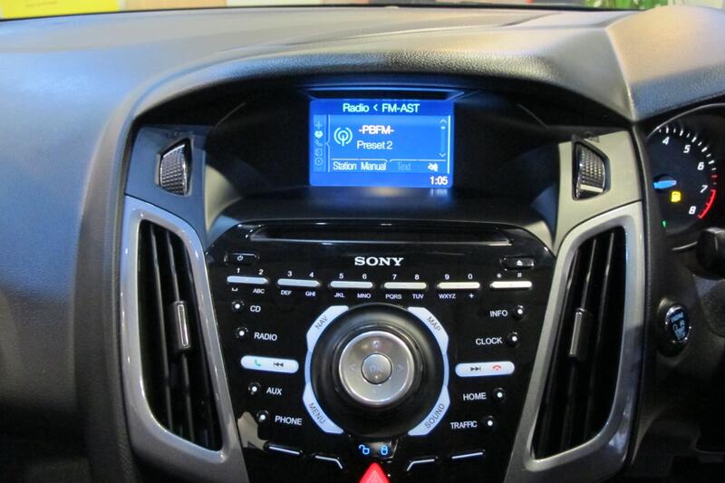 FORD FOCUS