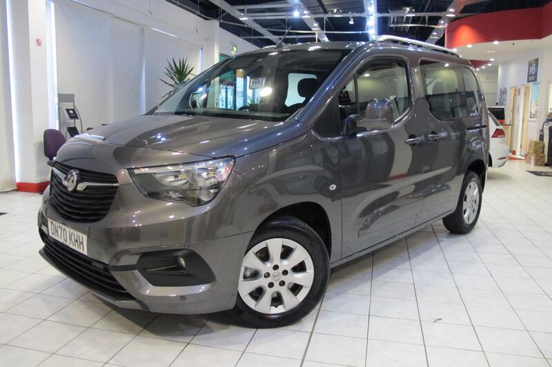 VAUXHALL COMBO LIFE