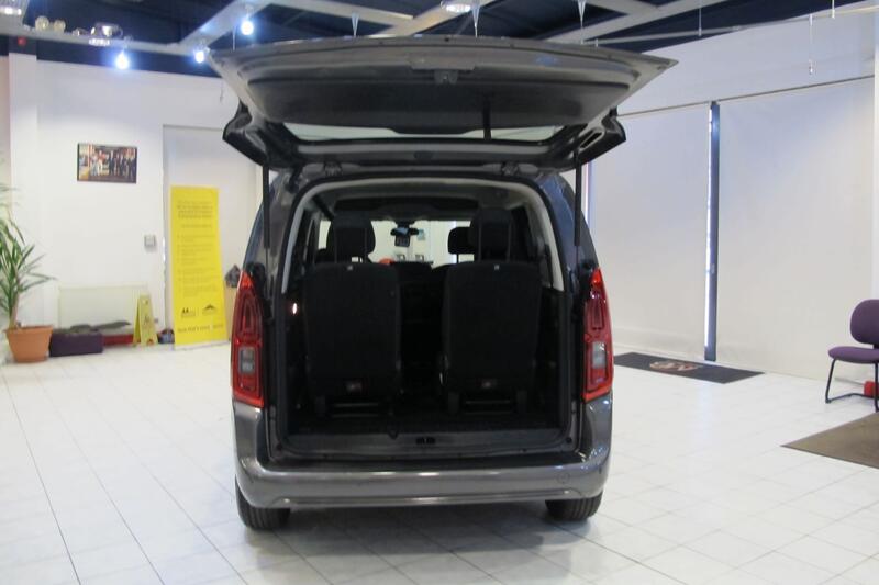 VAUXHALL COMBO LIFE