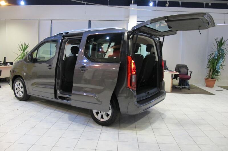 VAUXHALL COMBO LIFE