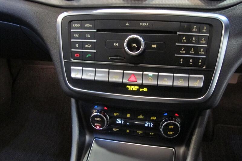 MERCEDES-BENZ GLA CLASS