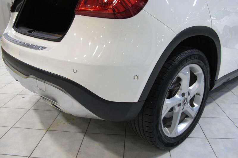 MERCEDES-BENZ GLA CLASS