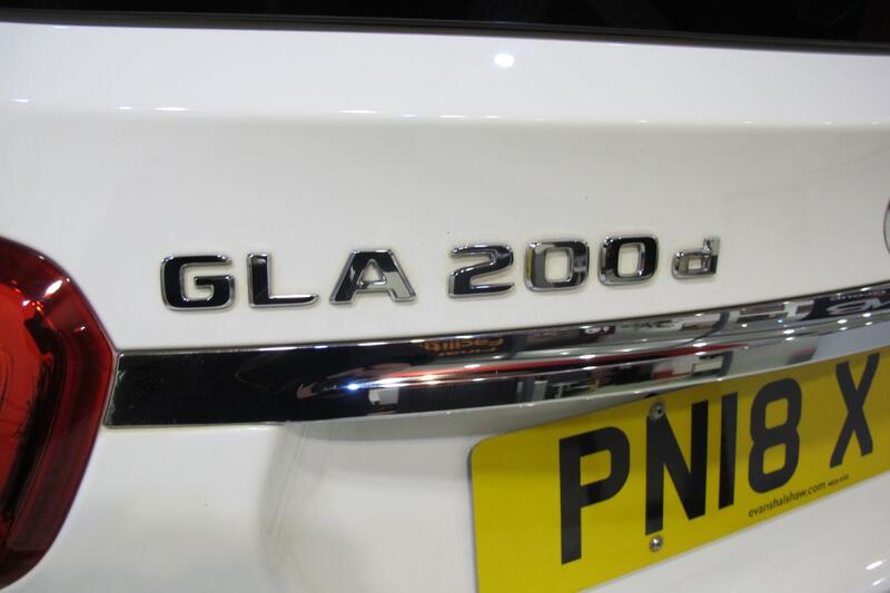 MERCEDES-BENZ GLA CLASS